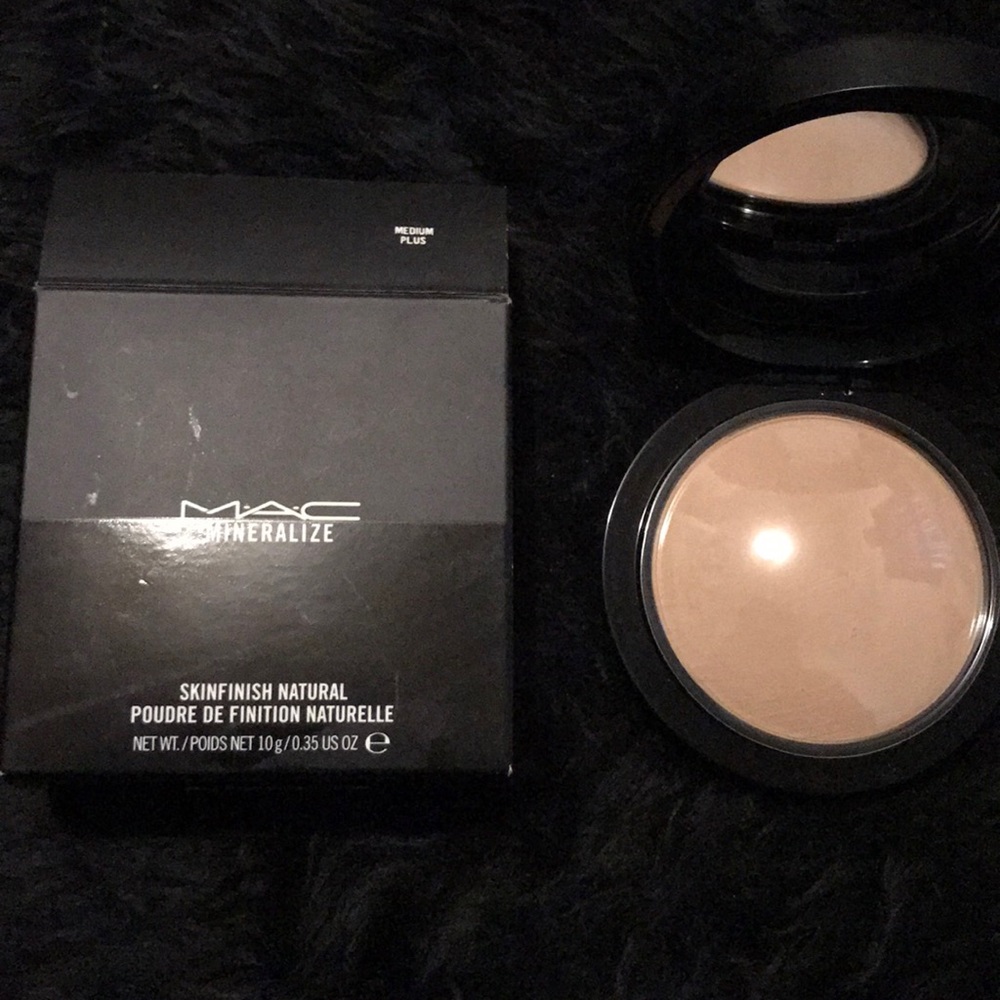 MAC Mineralize powder - Medium Plus